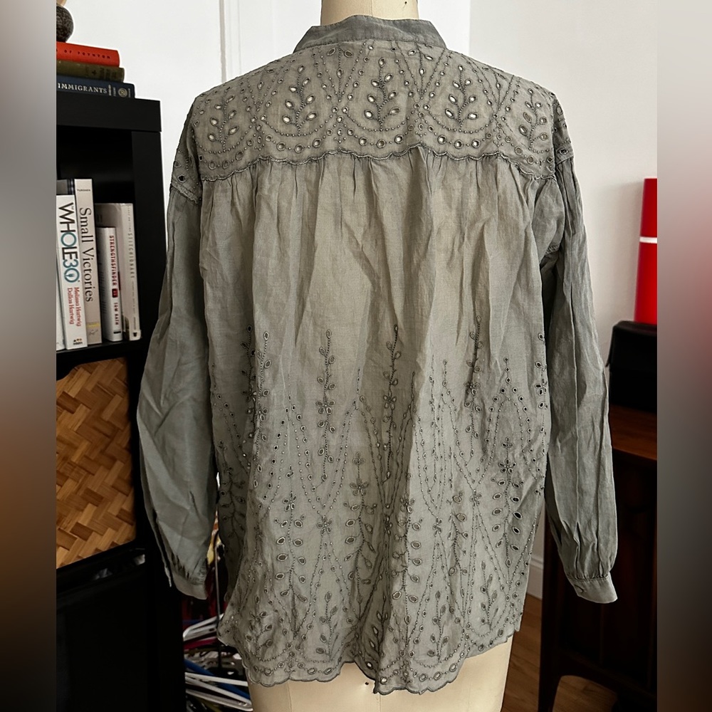 NWOT AE77 Eyelet woven top - Picture 3 of 5